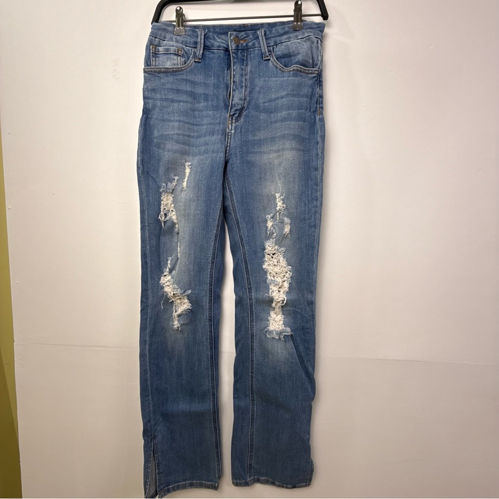 Fashion Nova Distressed Straight-Leg Jeans – Size 7 – Excellent Condition - Picture 13 of 15